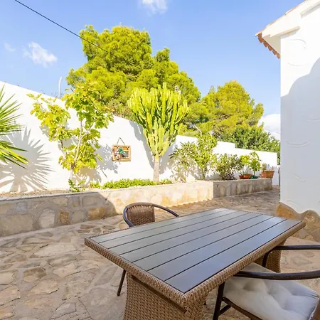 Nicole By Sun & Sea Homes Villa