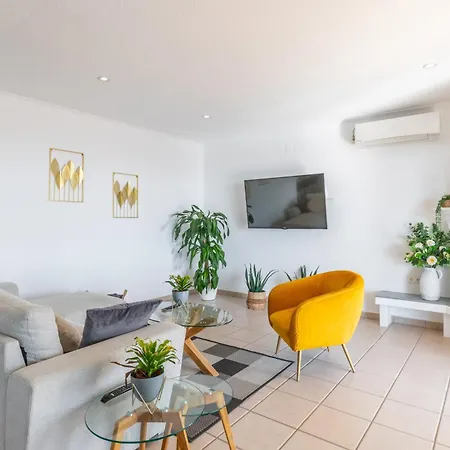 Nicole By Sun & Sea Homes Moraira