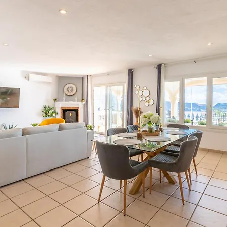 Villa Nicole By Sun & Sea Homes